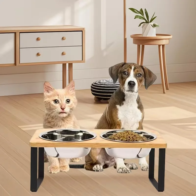 Приподнятые миски для кошек Pet Feeder 15 ° Наклонные приподнятые миски для кошек на деревянной подставке, 2 миски из нержавеющей стали для кошек
Приподнятые миски для кошек Pet Feeder 15 ° Наклонные приподнятые миски для кошек на деревянной подставке, 2 миски из нержавеющей стали для кошек