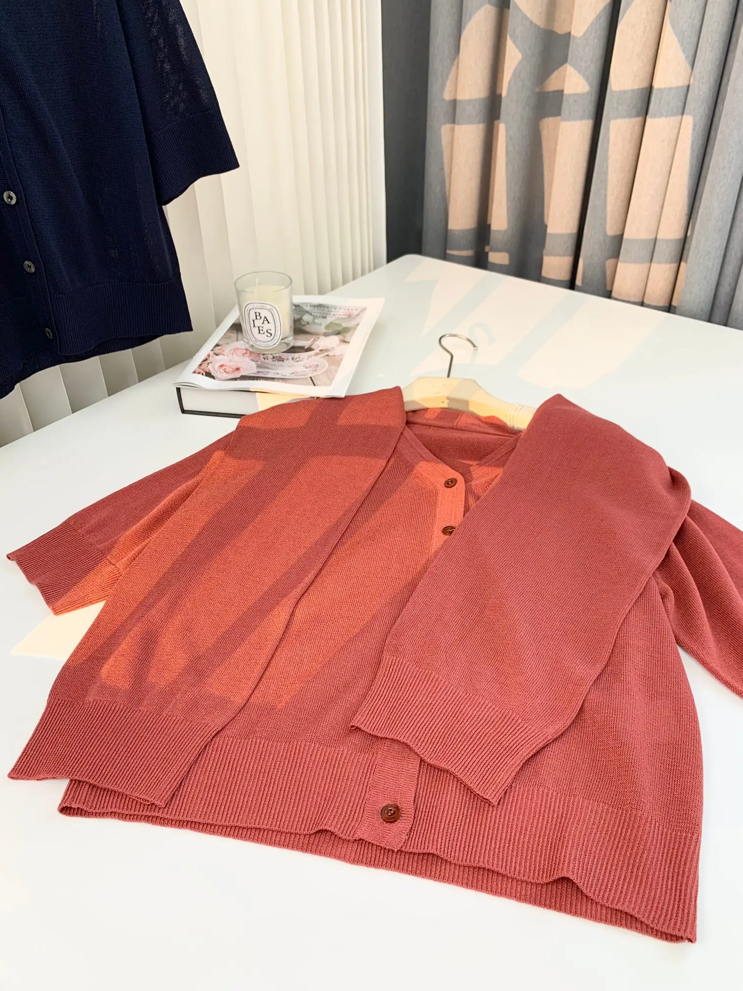 Шарф с эффектом похудения, вязаный повседневный свободный кардиган с эффектом похудения, корейская версия, летнее новое поступление, женский вязаный шарф...
Шарф с эффектом похудения, вязаный повседневный свободный кардиган с эффектом похудения, корейская версия, летнее новое поступление, женский вязаный шарф...