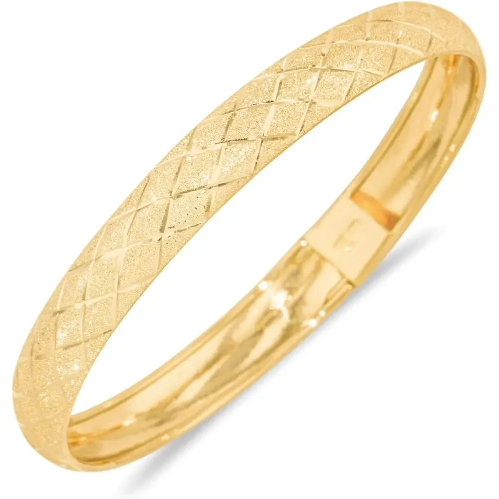 Floreo 10k Yellow Gold 8mm Classic Satin Finish Textured Flex Bangle Bracelet
Floreo 10k Yellow Gold 8mm Classic Satin Finish Textured Flex Bangle Bracelet