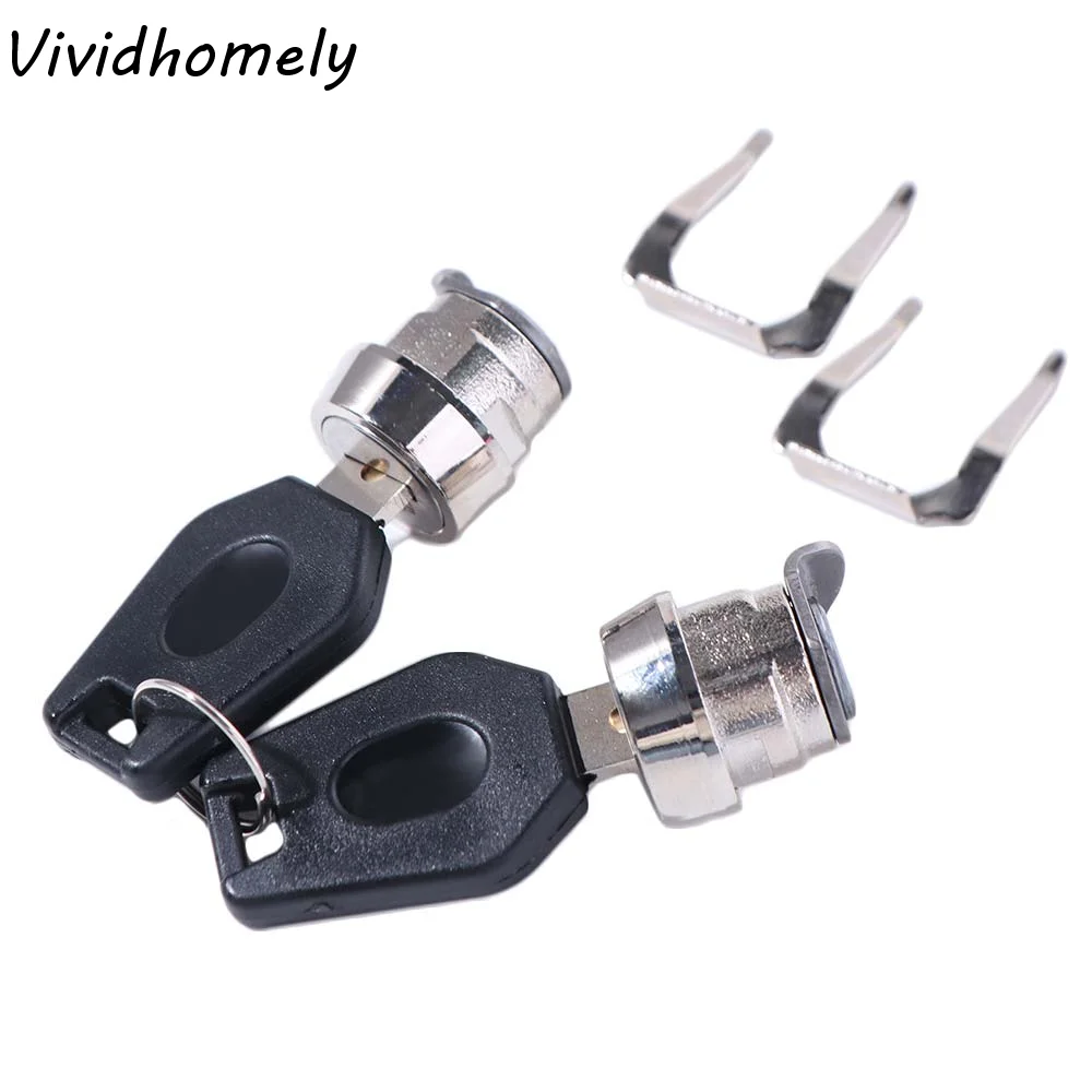 Комплект замков для мотоциклетного кофра с 2 ключами: цилиндры замков, сердцевины замков, заглушки из алюминиевого сплава для мотоциклетных багажных кофров
Комплект замков для мотоциклетного кофра с 2 ключами: цилиндры замков, сердцевины замков, заглушки из алюминиевого сплава для мотоциклетных багажных кофров