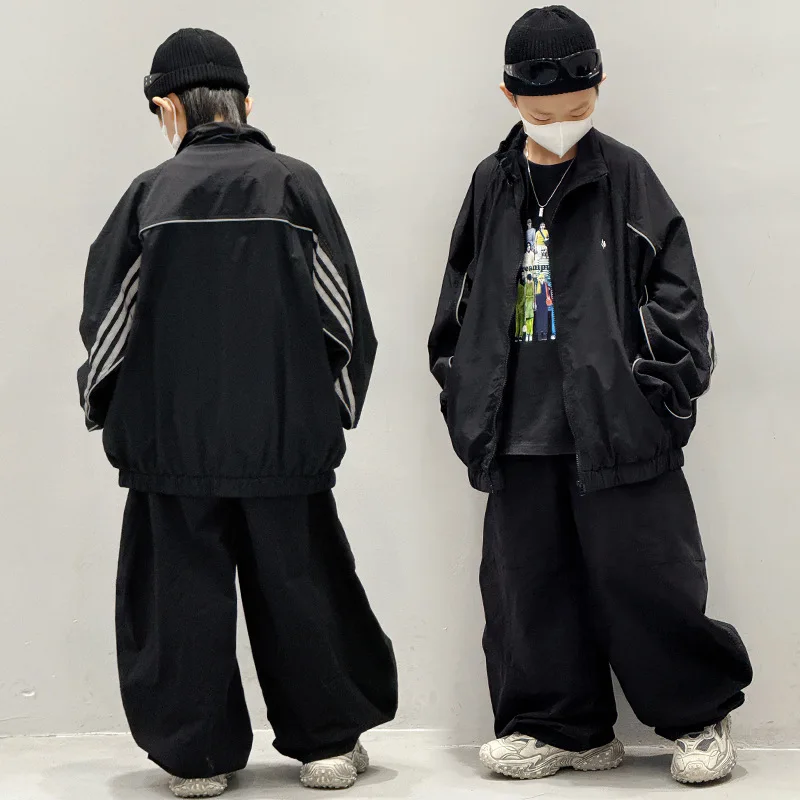 2025 New Autumn Mid to Large Children's Handsome and Fashionable Stormtrooper Jacket with Zipper
2025 New Autumn Mid to Large Children's Handsome and Fashionable Stormtrooper Jacket with Zipper