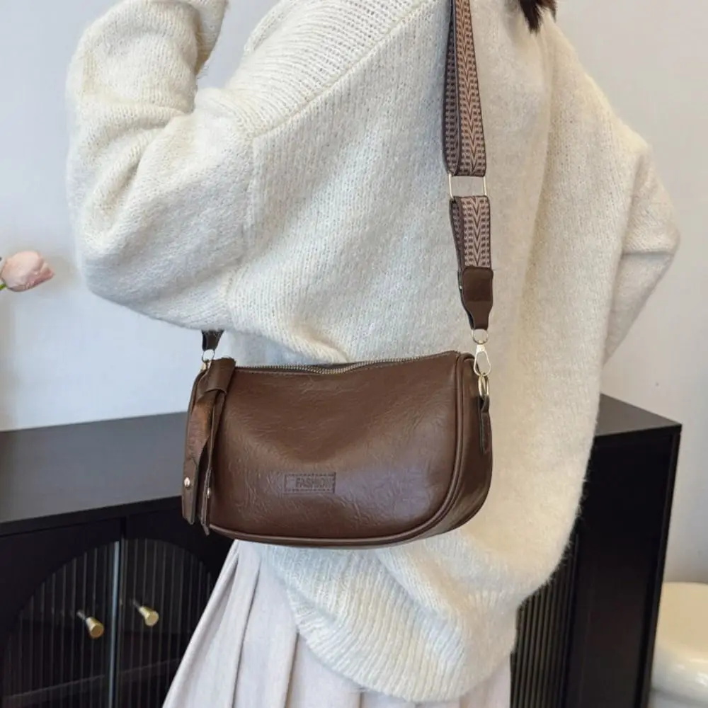 Сумка-подушка Ins большой вместимости, однотонная, из ПУ, в корейском стиле, сумка-пельмень, сумка для мамы, наплечная сумка, для шопинга
Сумка-подушка Ins большой вместимости, однотонная, из ПУ, в корейском стиле, сумка-пельмень, сумка для мамы, наплечная сумка, для шопинга