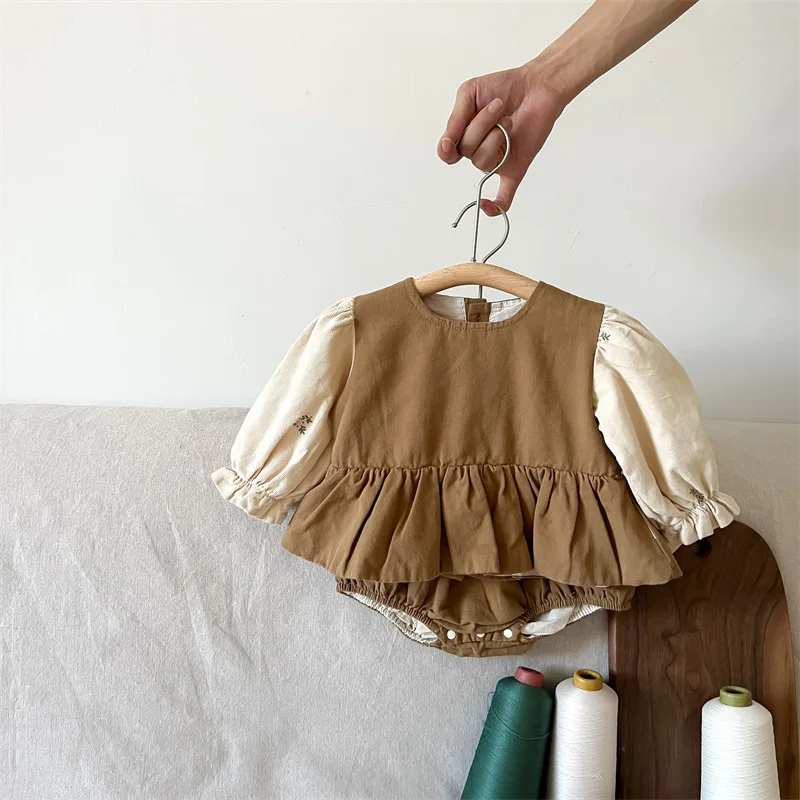 2022 Autumn Khaki Cotton Babe Girl Clothes Double-layer Corduroy Embroidered Long Sleeve Newborn Stuff Top+ Bottom Baby's Sets
2022 Autumn Khaki Cotton Babe Girl Clothes Double-layer Corduroy Embroidered Long Sleeve Newborn Stuff Top+ Bottom Baby's Sets