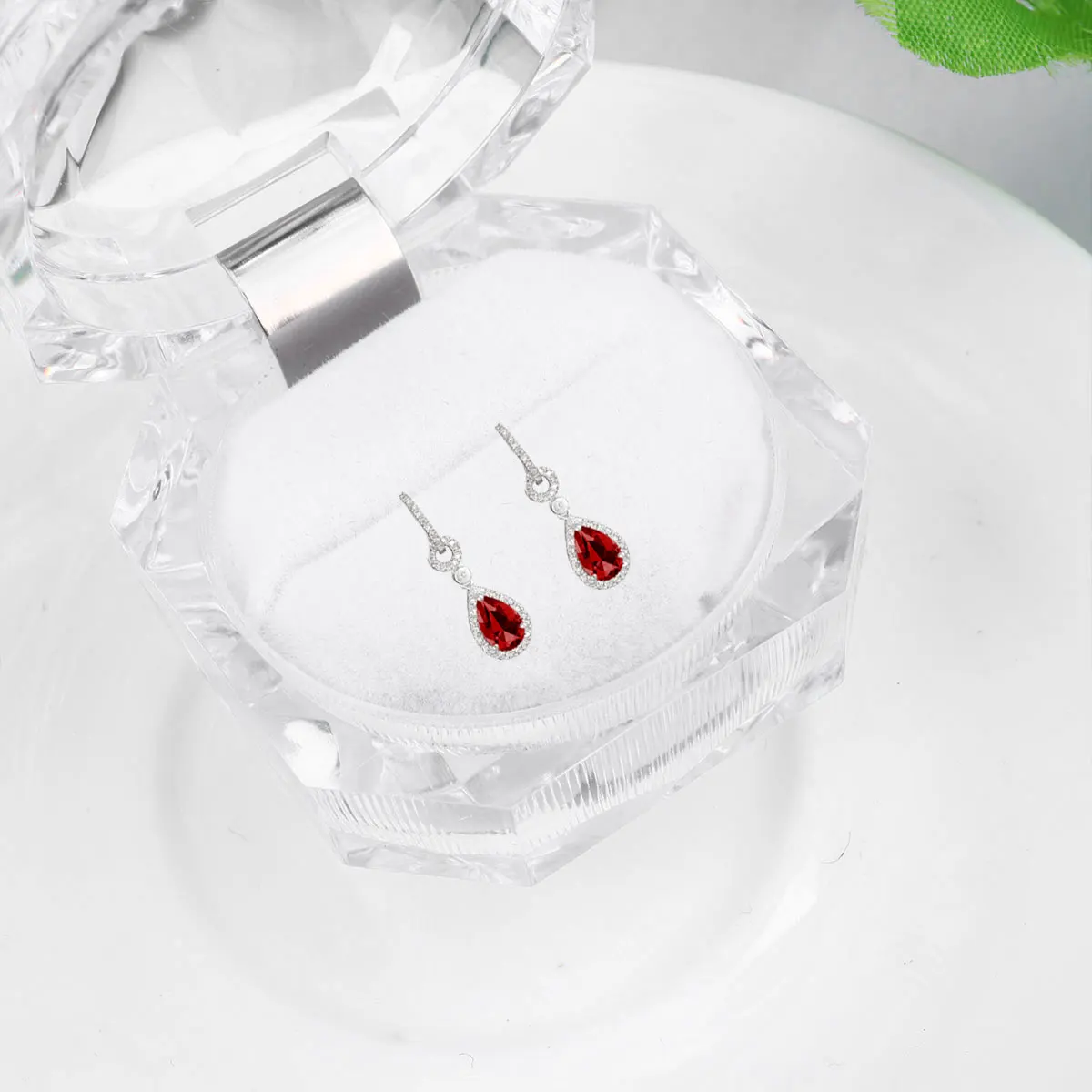 Delicate Transparent Ring Box Jewelry Storage Case For Earrings Rings Lightweight Compact Organizer Durable Premium Material
Delicate Transparent Ring Box Jewelry Storage Case For Earrings Rings Lightweight Compact Organizer Durable Premium Material