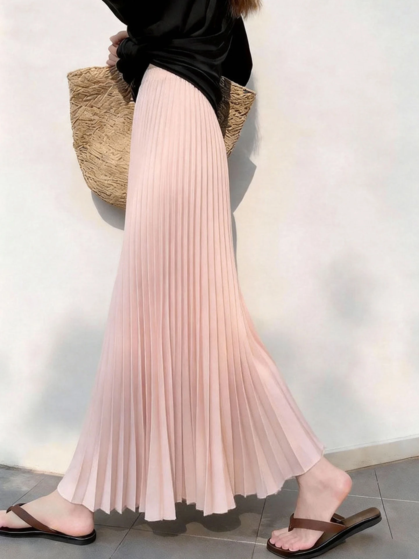 Spring Summer Pure Color Versatile Half Skirt Elegant Breeze Sweet Anti-Aging Design Pleated Skirt High Waist Loose Fit
Spring Summer Pure Color Versatile Half Skirt Elegant Breeze Sweet Anti-Aging Design Pleated Skirt High Waist Loose Fit
