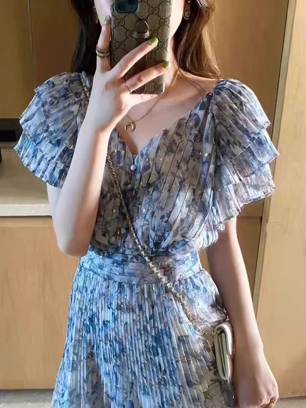 Floral Print Midi Dress Short Sleeve Women's Fashion Spring Summer Elegant Personality Korean Style A-Line Skirt V-Neck Casual
Floral Print Midi Dress Short Sleeve Women's Fashion Spring Summer Elegant Personality Korean Style A-Line Skirt V-Neck Casual