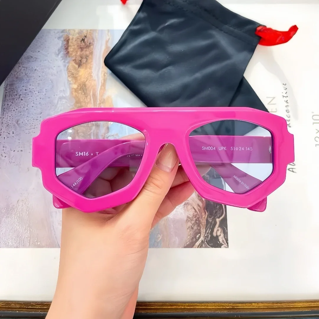 Luxury Vintage New Punk Fashion Trend Sunglasses SM004 Irregular Design Solid Thick Acetate Matt Style UV400 Unisex Top Quality
Luxury Vintage New Punk Fashion Trend Sunglasses SM004 Irregular Design Solid Thick Acetate Matt Style UV400 Unisex Top Quality