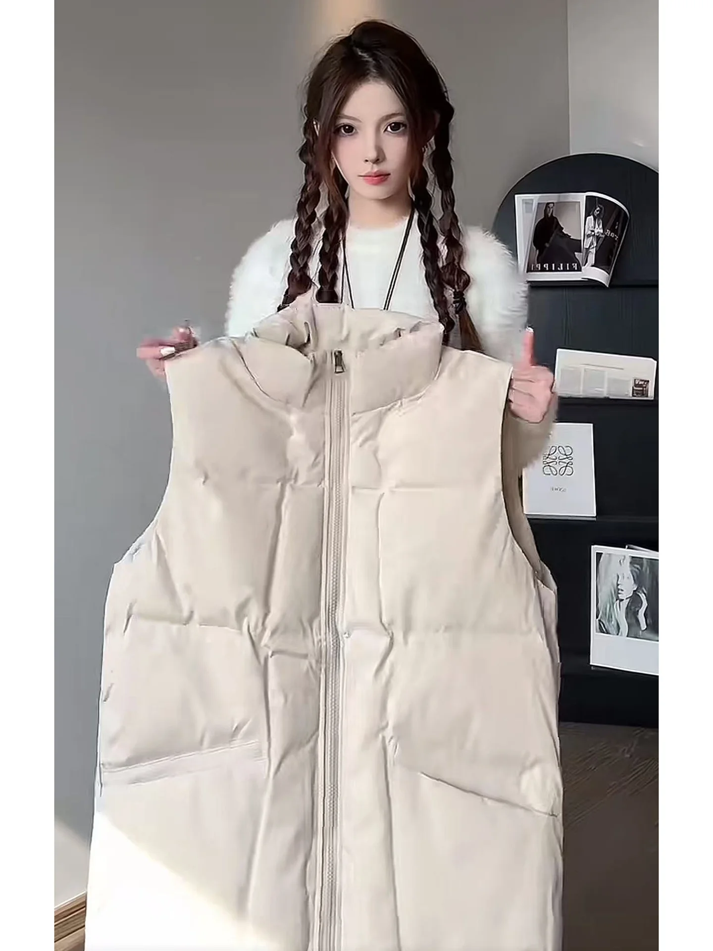 Утепленный жилет Cleanfit с воротником-стойкой, зимний, теплый, для многослойного ношения, с капюшоном, на молнии, модный молодежный стиль
Утепленный жилет Cleanfit с воротником-стойкой, зимний, теплый, для многослойного ношения, с капюшоном, на молнии, модный молодежный стиль