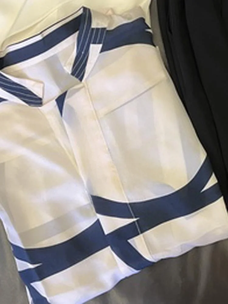 Elegant Silk Stripe Shirt Women's Fashion Korean Style Commute Collar Long Sleeve Regular Fit Straight Tube Top Quality
Elegant Silk Stripe Shirt Women's Fashion Korean Style Commute Collar Long Sleeve Regular Fit Straight Tube Top Quality