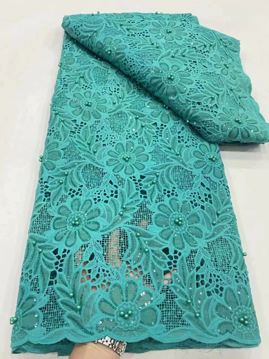 Green African Chiffon Lace Fabric 2023 High Quality Lace 5 Yards French Pearl Groom Lace Fabric For Nigeria Women Wedding Party
Green African Chiffon Lace Fabric 2023 High Quality Lace 5 Yards French Pearl Groom Lace Fabric For Nigeria Women Wedding Party