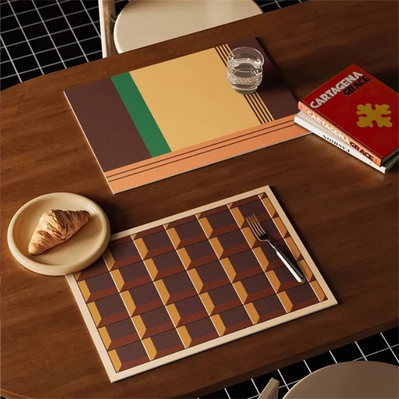 American Retro Leather Placemat Waterproof Oil Resistant Heat-Insulating Western Din 30x45CM ing Table Mat for Home Use
American Retro Leather Placemat Waterproof Oil Resistant Heat-Insulating Western Din 30x45CM ing Table Mat for Home Use
