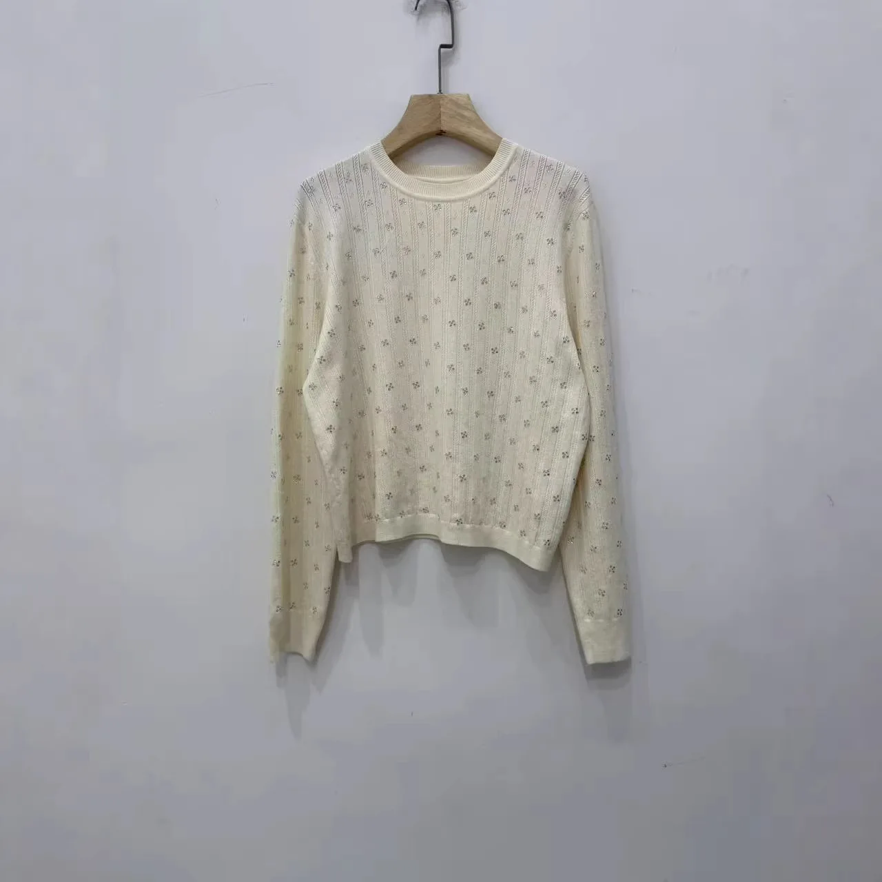 Women Hot Pressed Diamond Knit Tops Round Neck Elegant Long Sleeved Pullover Top 2026 Early Spring New
Women Hot Pressed Diamond Knit Tops Round Neck Elegant Long Sleeved Pullover Top 2026 Early Spring New