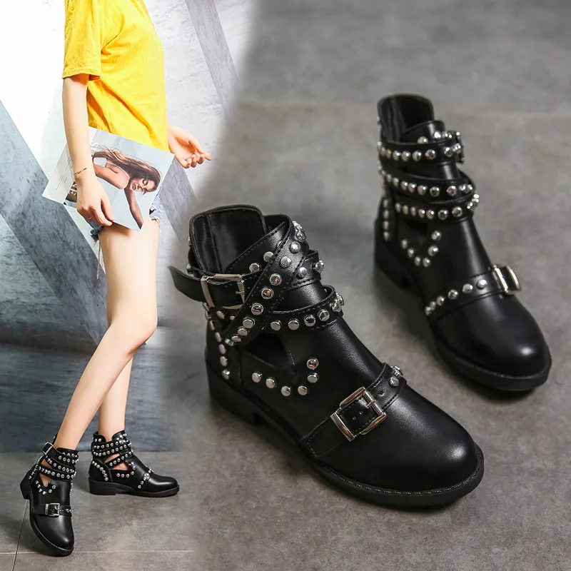 2025 New Rivets Black Ankle Women Boot Faux Leather Booties Metal Buckle Straps Square Heel Studded Woman Boots Motorcycle Shoes
2025 New Rivets Black Ankle Women Boot Faux Leather Booties Metal Buckle Straps Square Heel Studded Woman Boots Motorcycle Shoes