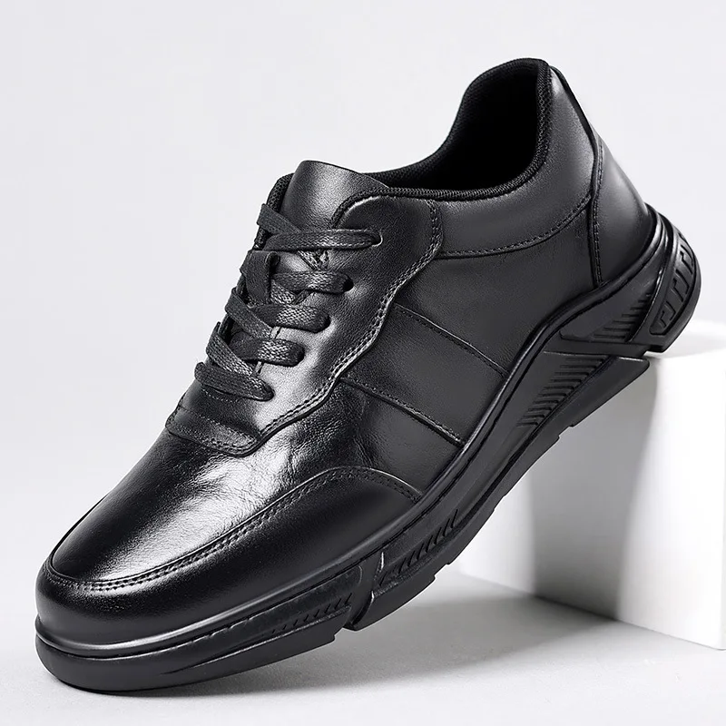 Leather Sports Casual Men's Shoes Light Men's Casual All Match Non-slip Shoes Fashion Black Cow Leather Shoes Sneakers
Leather Sports Casual Men's Shoes Light Men's Casual All Match Non-slip Shoes Fashion Black Cow Leather Shoes Sneakers