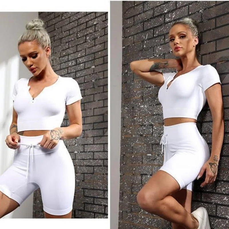 Sports Bra with Zipper and Short Sleeves Seamless Yoga and Workout Set with Bra Padding and Zipper moisture-wicking workout set
Sports Bra with Zipper and Short Sleeves Seamless Yoga and Workout Set with Bra Padding and Zipper moisture-wicking workout set