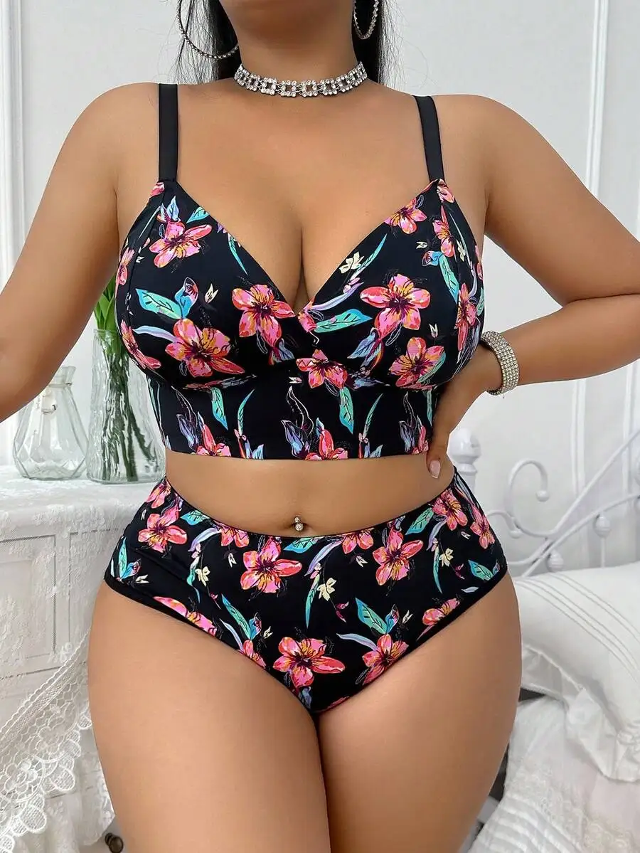Floral Print Plus Size Wireless Bra And High-Waisted Brief Two Piece Set
Floral Print Plus Size Wireless Bra And High-Waisted Brief Two Piece Set