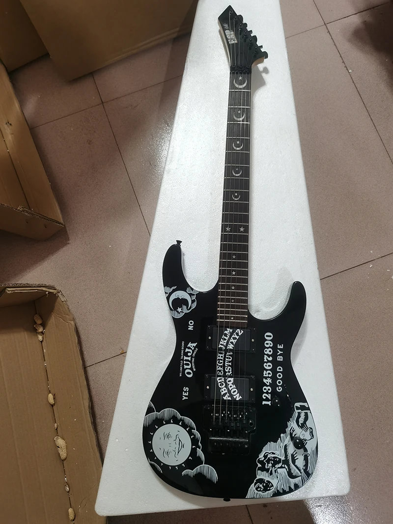 Purple goose shaped shaped electric guitar, body, head front face quilted maple top, body white Lulu binding, , in stock
Purple goose shaped shaped electric guitar, body, head front face quilted maple top, body white Lulu binding, , in stock