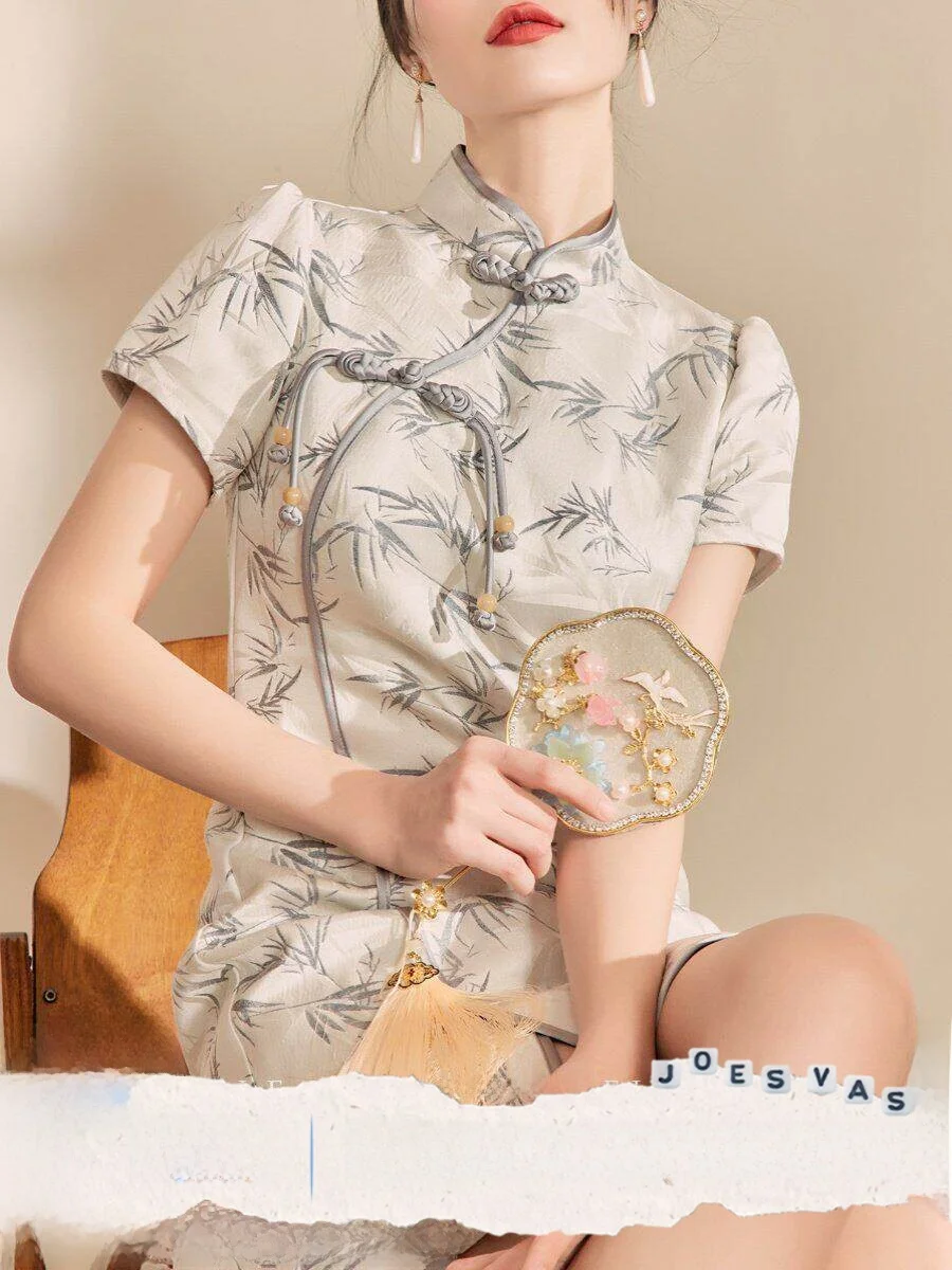 Young Women's Reformed Qipao Dr Elely Slimming Cold Tone Chinese National Sle Long Evening Gown Wedding Guest Attire
Young Women's Reformed Qipao Dr Elely Slimming Cold Tone Chinese National Sle Long Evening Gown Wedding Guest Attire