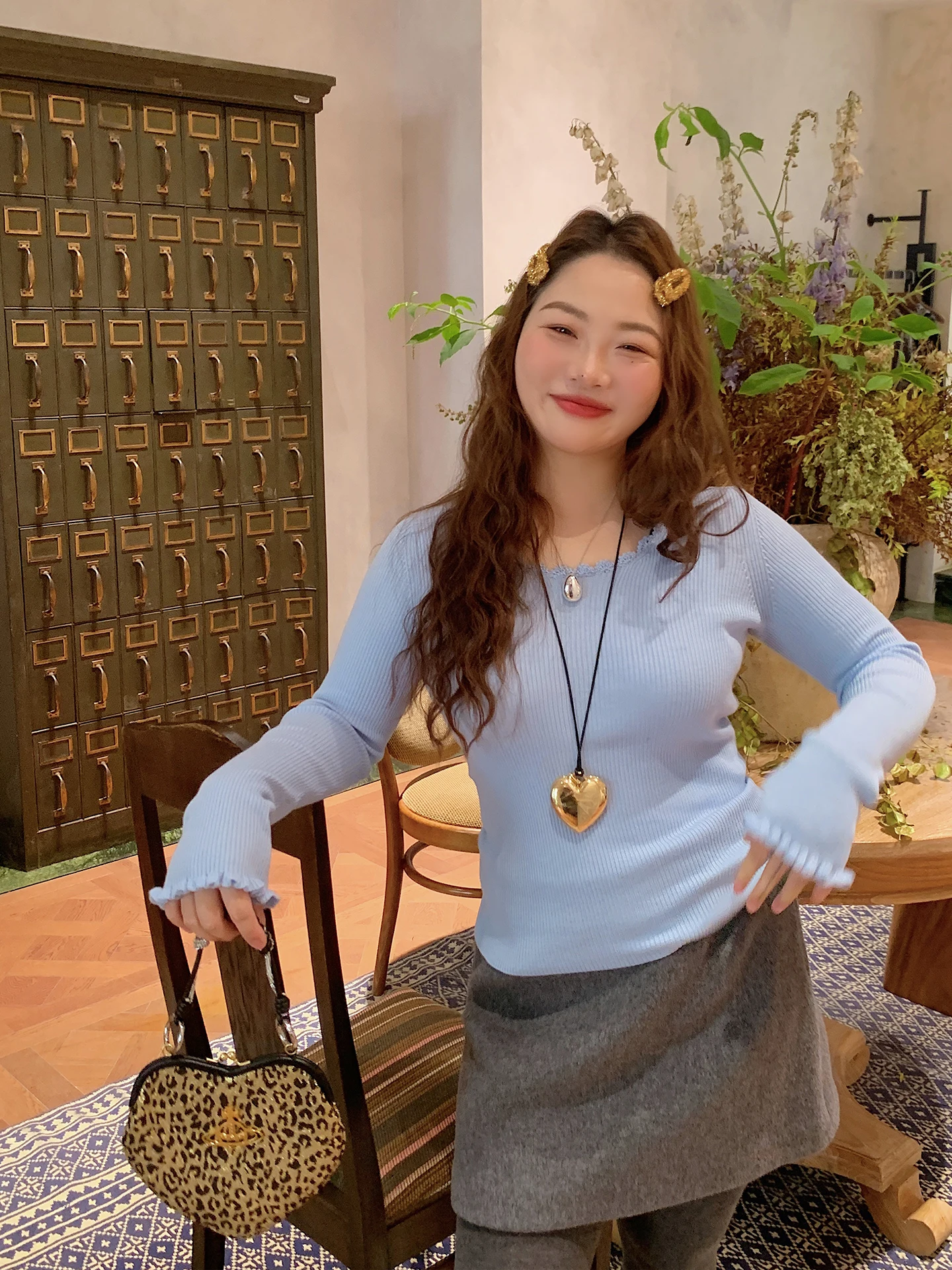 Dazi Women's round Ne Knitted Base irt Korean Sle Flowing Tassel Wooden Large Size Autumn Winter Faion Top
Dazi Women's round Ne Knitted Base irt Korean Sle Flowing Tassel Wooden Large Size Autumn Winter Faion Top