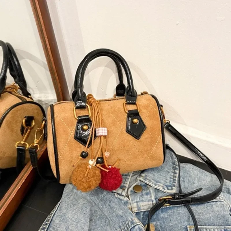 High-End Elegant Leather Messenger Bag For Women Luxury Designer Crossbody Large Capacity Diaper Bag For Commuter Solid Color
High-End Elegant Leather Messenger Bag For Women Luxury Designer Crossbody Large Capacity Diaper Bag For Commuter Solid Color