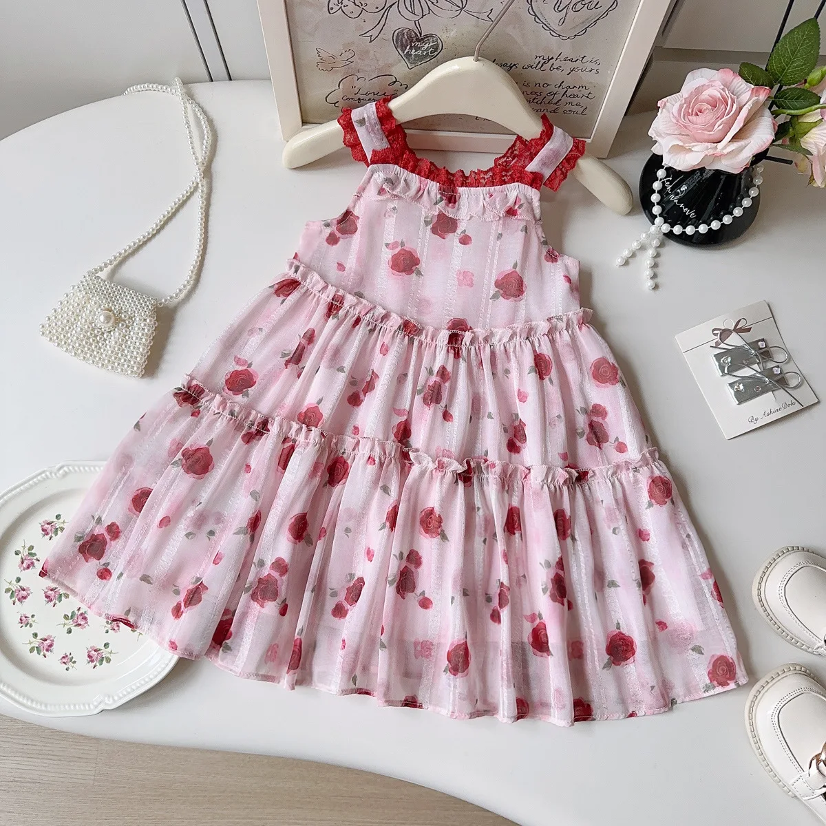Girls' Sweet Wind Rose Printed Strap Dress 2026 Summer New Thin Lace Strap Princess Dress
Girls' Sweet Wind Rose Printed Strap Dress 2026 Summer New Thin Lace Strap Princess Dress