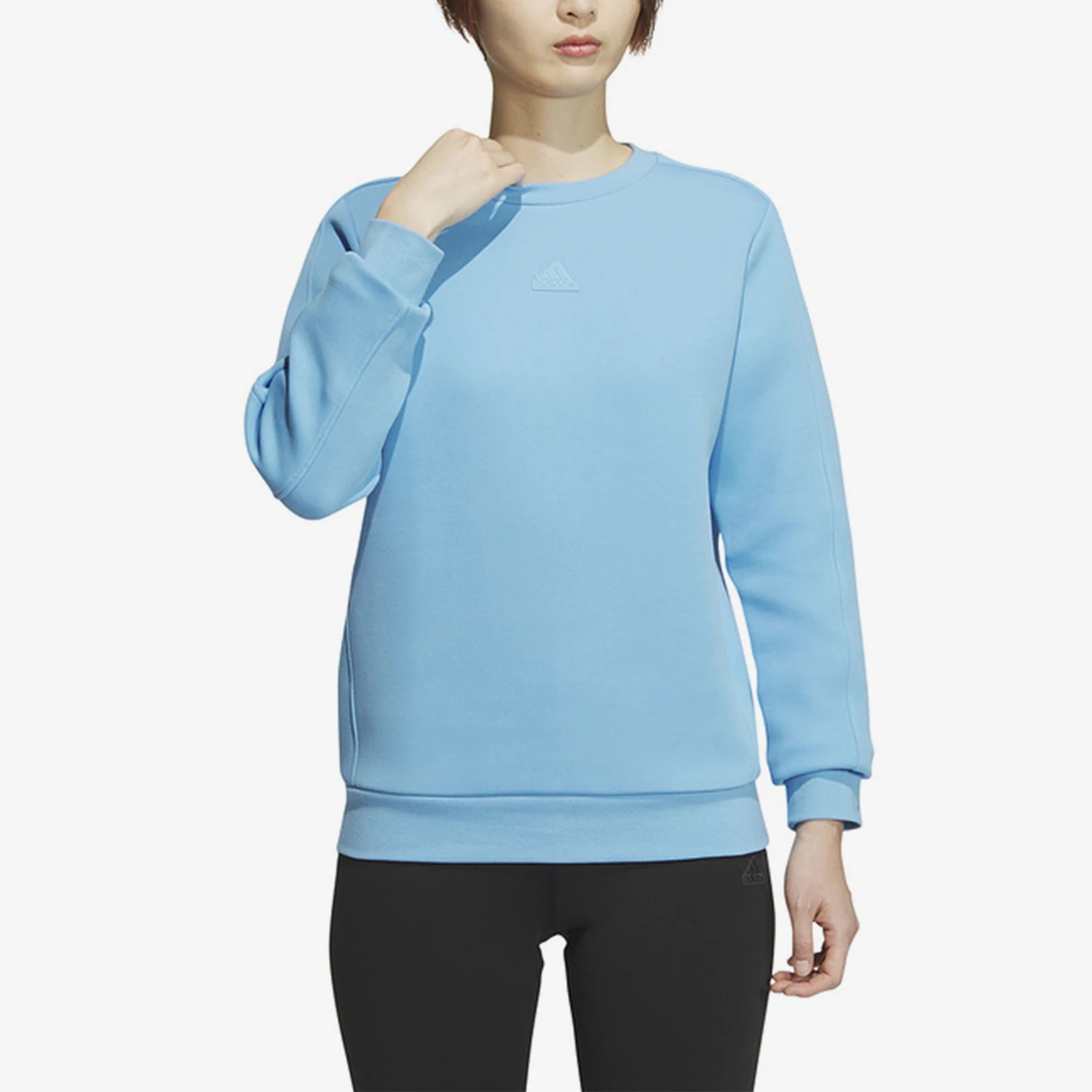 Adidas genuine new women's knitted round neck sports and leisure pullover JE8614
Adidas genuine new women's knitted round neck sports and leisure pullover JE8614