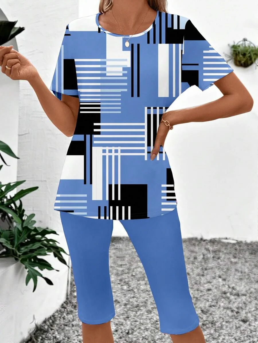 Women's Spring and Summer Fashion Striped Print Casual Short-Sleeved T-Shirt + Shorts Two-Piece Set
Women's Spring and Summer Fashion Striped Print Casual Short-Sleeved T-Shirt + Shorts Two-Piece Set