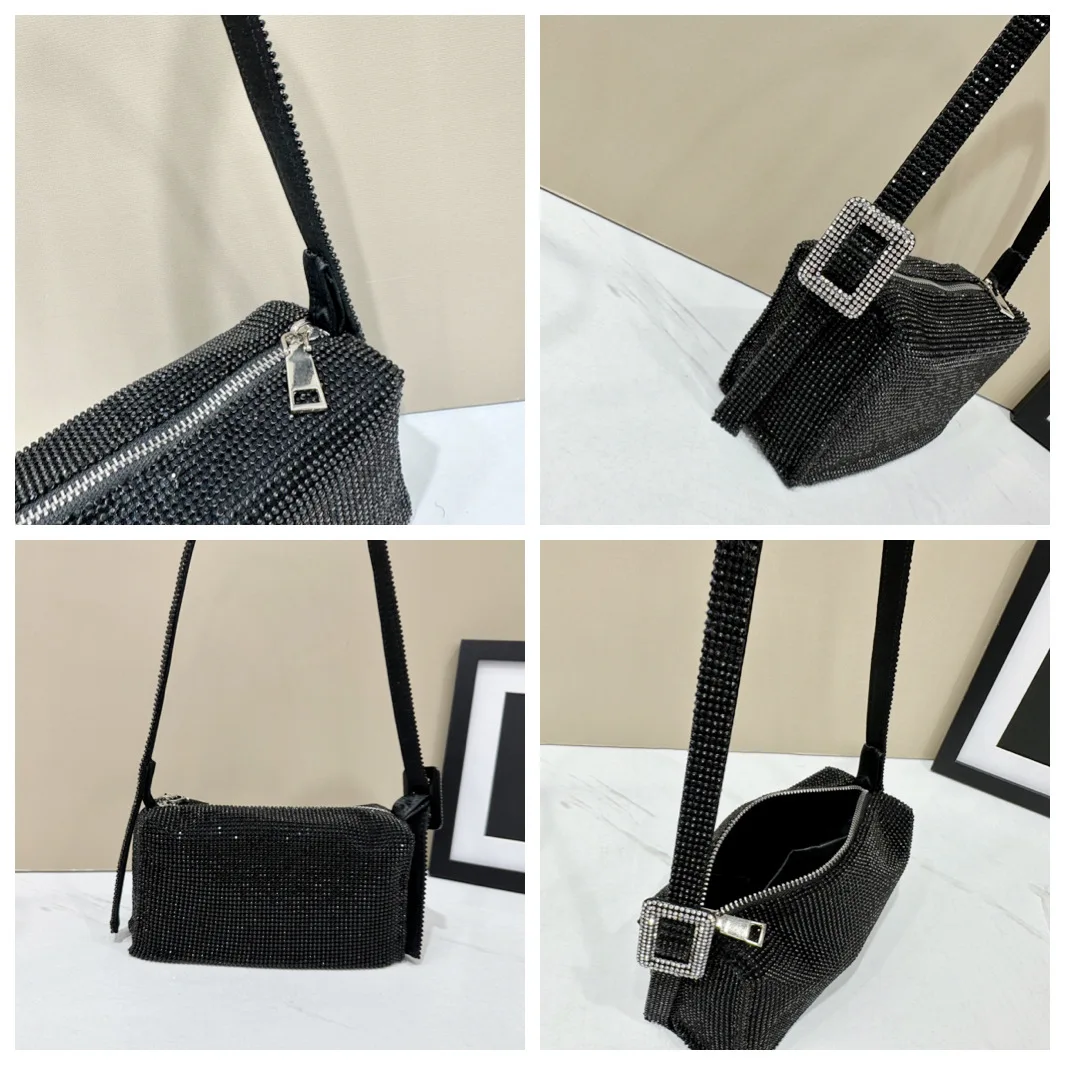 Vintage Velvet Evening Purse – Luxe Art Deco Clutch with Magnetic Closure & Card Slots
Vintage Velvet Evening Purse – Luxe Art Deco Clutch with Magnetic Closure & Card Slots