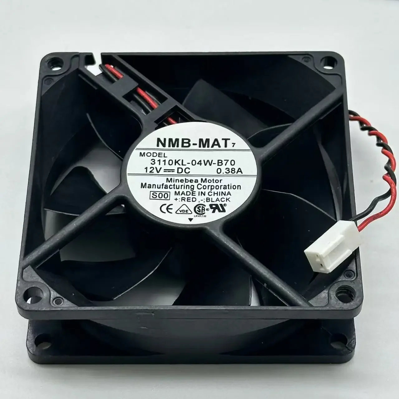 NMB-MAT 3110KL-04W-B70 S00 DC 12V 0.38A 2-Wire 80x80x25mm Server Cooling Fan
NMB-MAT 3110KL-04W-B70 S00 DC 12V 0.38A 2-Wire 80x80x25mm Server Cooling Fan