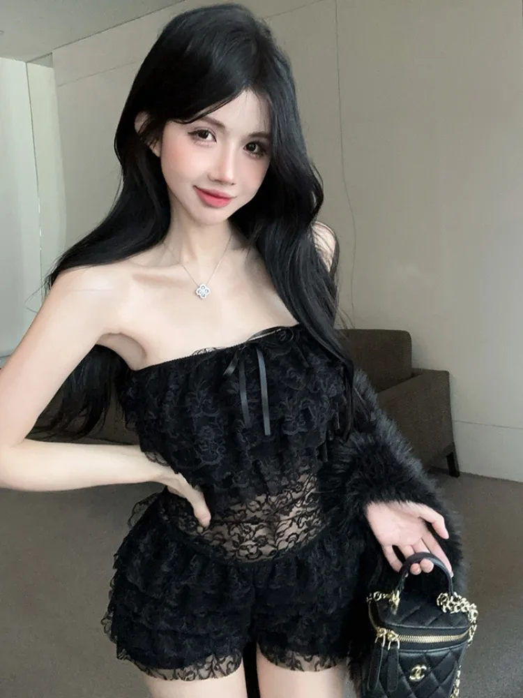 Pure Desire Spicy Girl Design One Shoulder Lace Cake Jumpsuit Slim Fit Summer New Style Short Top Commute Elegant Style
Pure Desire Spicy Girl Design One Shoulder Lace Cake Jumpsuit Slim Fit Summer New Style Short Top Commute Elegant Style