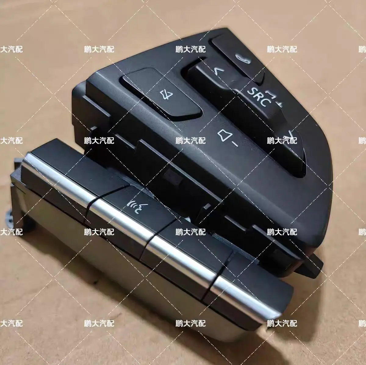 High quality Steering Wheel Switch, Steering Wheel Multifunction Buttons, Volume Control, Phone Call Answer For SAIC Maxus G50
High quality Steering Wheel Switch, Steering Wheel Multifunction Buttons, Volume Control, Phone Call Answer For SAIC Maxus G50