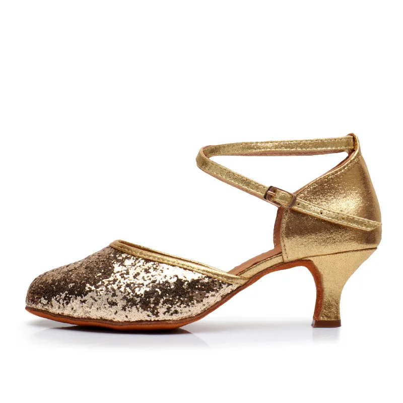 Sequin Latin Dance Shoes Women Medium Heel Modern Salsa Ballroom Dancing Shoes Woman's Soft Sole Tango Dance Shoes Heels 5cm/7cm
Sequin Latin Dance Shoes Women Medium Heel Modern Salsa Ballroom Dancing Shoes Woman's Soft Sole Tango Dance Shoes Heels 5cm/7cm