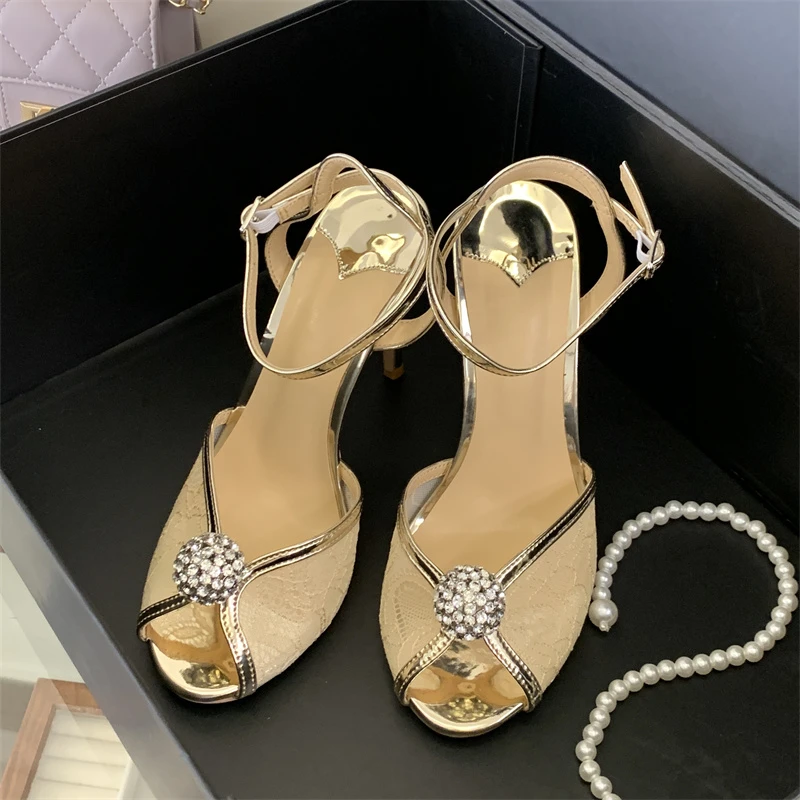 Eilyken CRYSTAl Breathable Mesh Peep Toe Women Sandals Fashion Sexy Thin High Heels Buckle Strap Banquet Prom Shoes
Eilyken CRYSTAl Breathable Mesh Peep Toe Women Sandals Fashion Sexy Thin High Heels Buckle Strap Banquet Prom Shoes