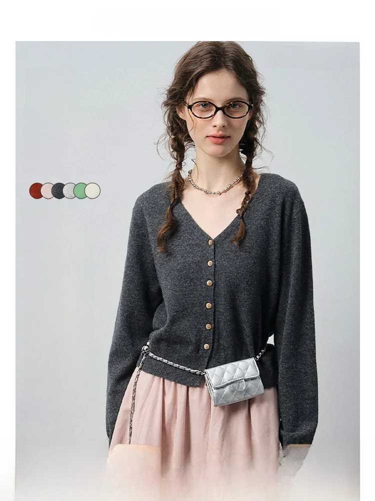 VEGA CHANG Women's Knitted Sweater 00% Wool Simple Sle Spring New Arrival French Sle Soft Long Sve V-Ne Breathable
VEGA CHANG Women's Knitted Sweater 00% Wool Simple Sle Spring New Arrival French Sle Soft Long Sve V-Ne Breathable