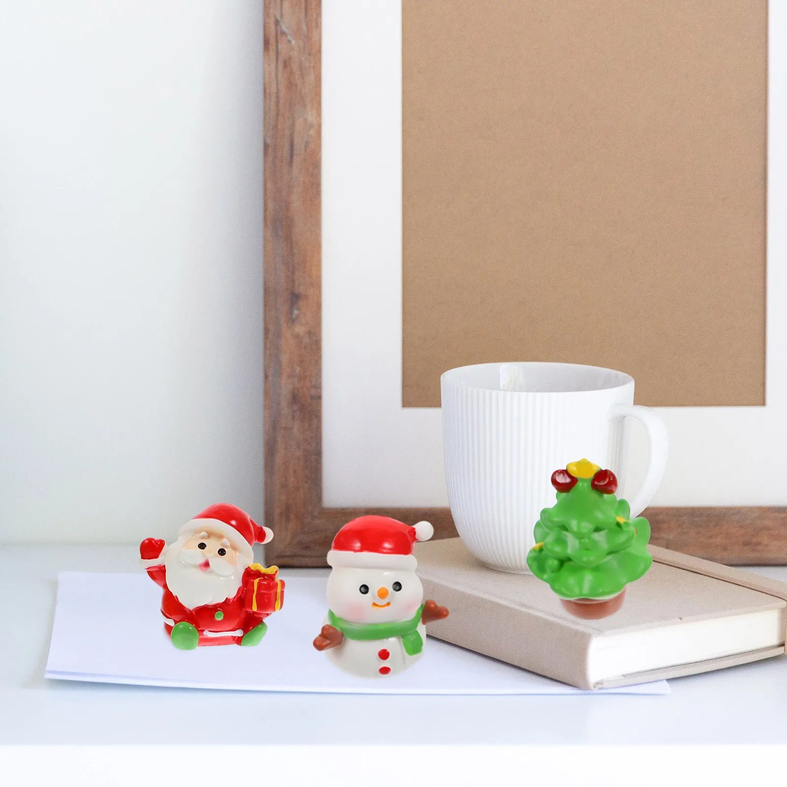 1 set Decor Santa Claus Snowman Resin Figurines Miniatures Home Party Mini House Accessories Xmas Tree nament Gifts
1 set Decor Santa Claus Snowman Resin Figurines Miniatures Home Party Mini House Accessories Xmas Tree nament Gifts