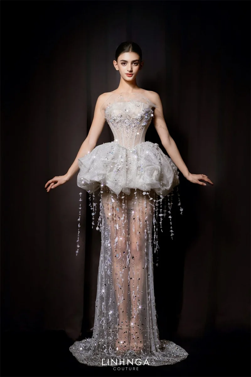 Luxury Shiny Women Prom Dress Pearls Sequins Sexy Strapless Sleeveless Sheer Tulle Bridal Gown Customized Sheath Long Robe 
Luxury Shiny Women Prom Dress Pearls Sequins Sexy Strapless Sleeveless Sheer Tulle Bridal Gown Customized Sheath Long Robe