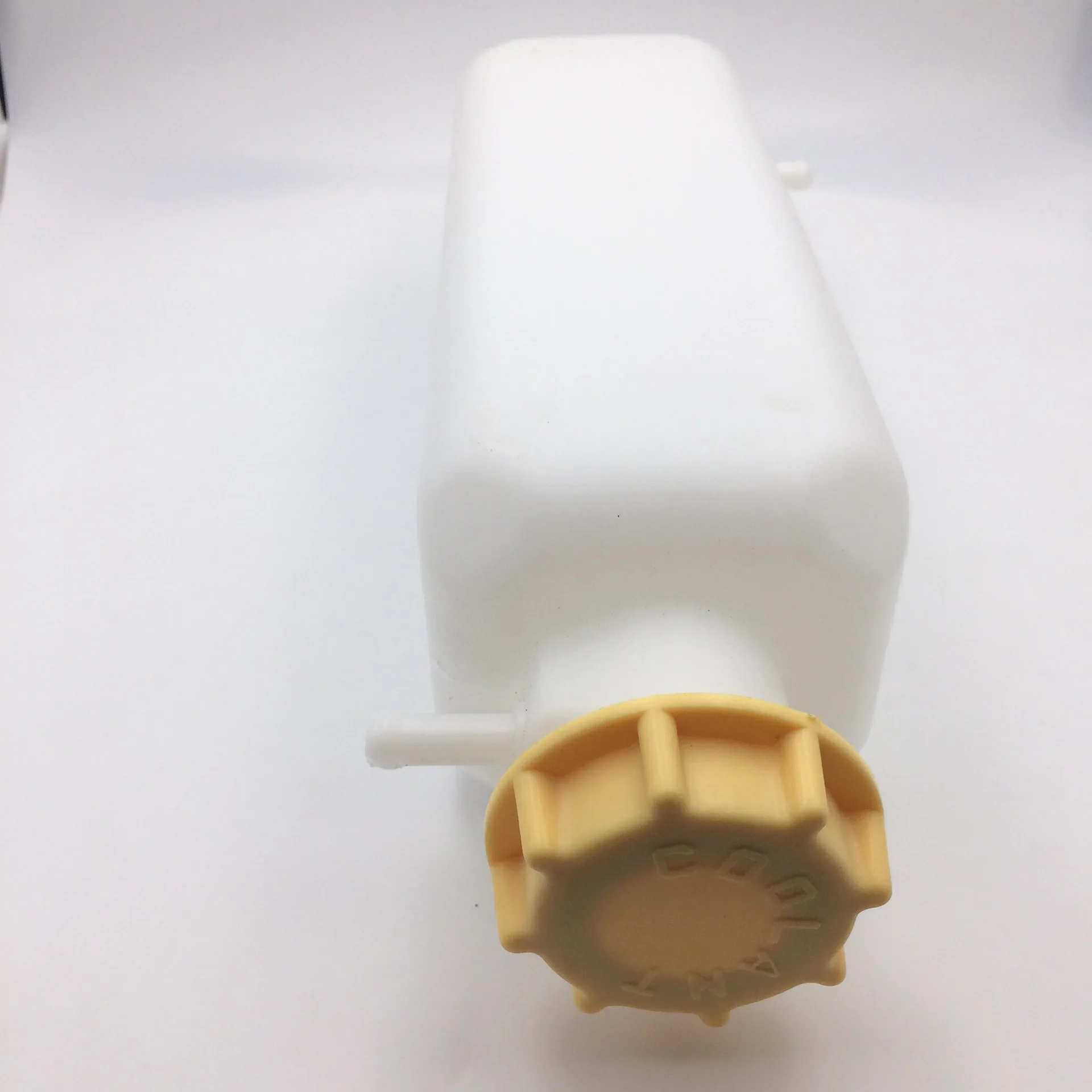 Аксессуары для экскаваторов, подходящие для нового вспомогательного резервуара для воды EC60/80, небольшого резервуара для воды, расширительного чайника
Аксессуары для экскаваторов, подходящие для нового вспомогательного резервуара для воды EC60/80, небольшого резервуара для воды, расширительного чайника