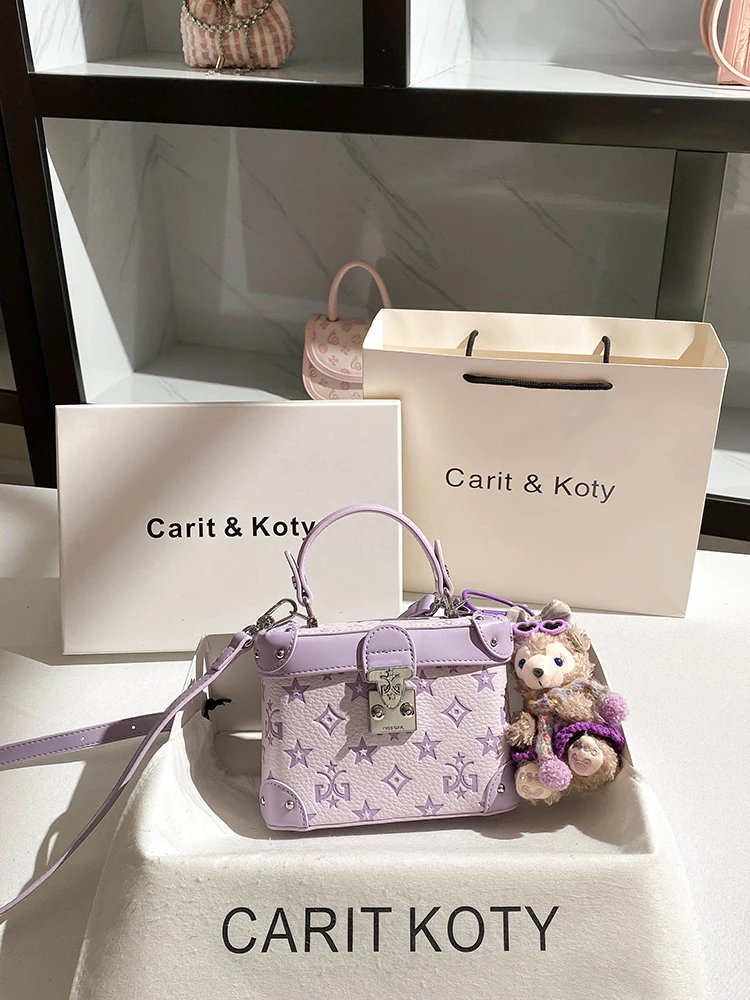 Stylish and Luxury Makeup Bag with Delicate Flower Printing and Pendant Women's Popular and Violet Handheld Crossbody Bag
Stylish and Luxury Makeup Bag with Delicate Flower Printing and Pendant Women's Popular and Violet Handheld Crossbody Bag
