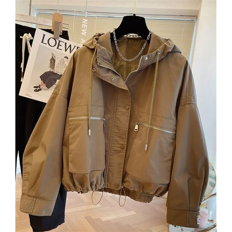 2025 New Women Windbreaker Spring Autumn Hooded Coat Mid-Length Fashion Trench Coat Temperament Elegant Jacket
2025 New Women Windbreaker Spring Autumn Hooded Coat Mid-Length Fashion Trench Coat Temperament Elegant Jacket