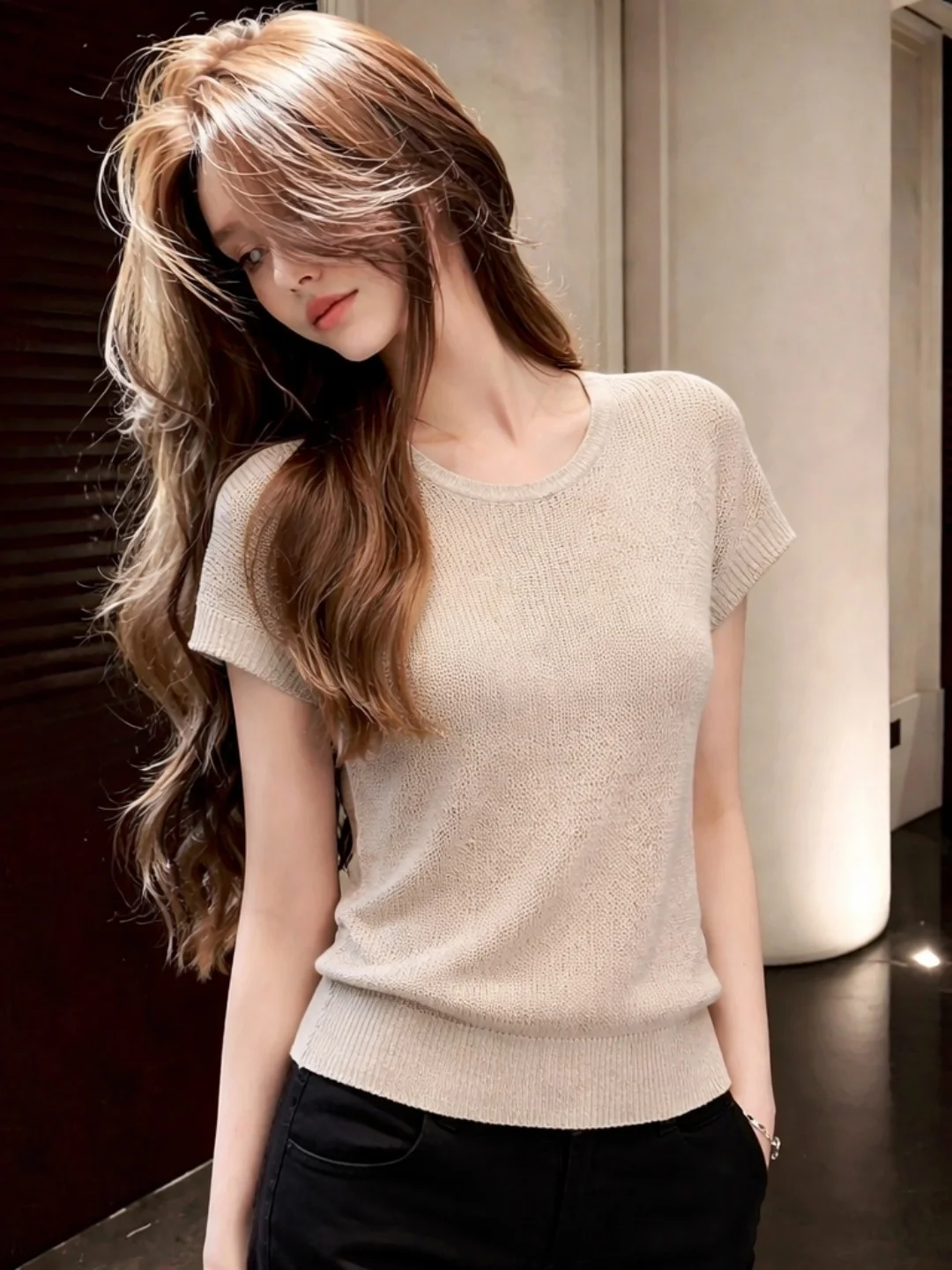 Summer Casual Ice Silk Knitted Top Women's Soft Comfortable Short Sleeve Versatile Lazy Style Korean Design Knitwear
Summer Casual Ice Silk Knitted Top Women's Soft Comfortable Short Sleeve Versatile Lazy Style Korean Design Knitwear
