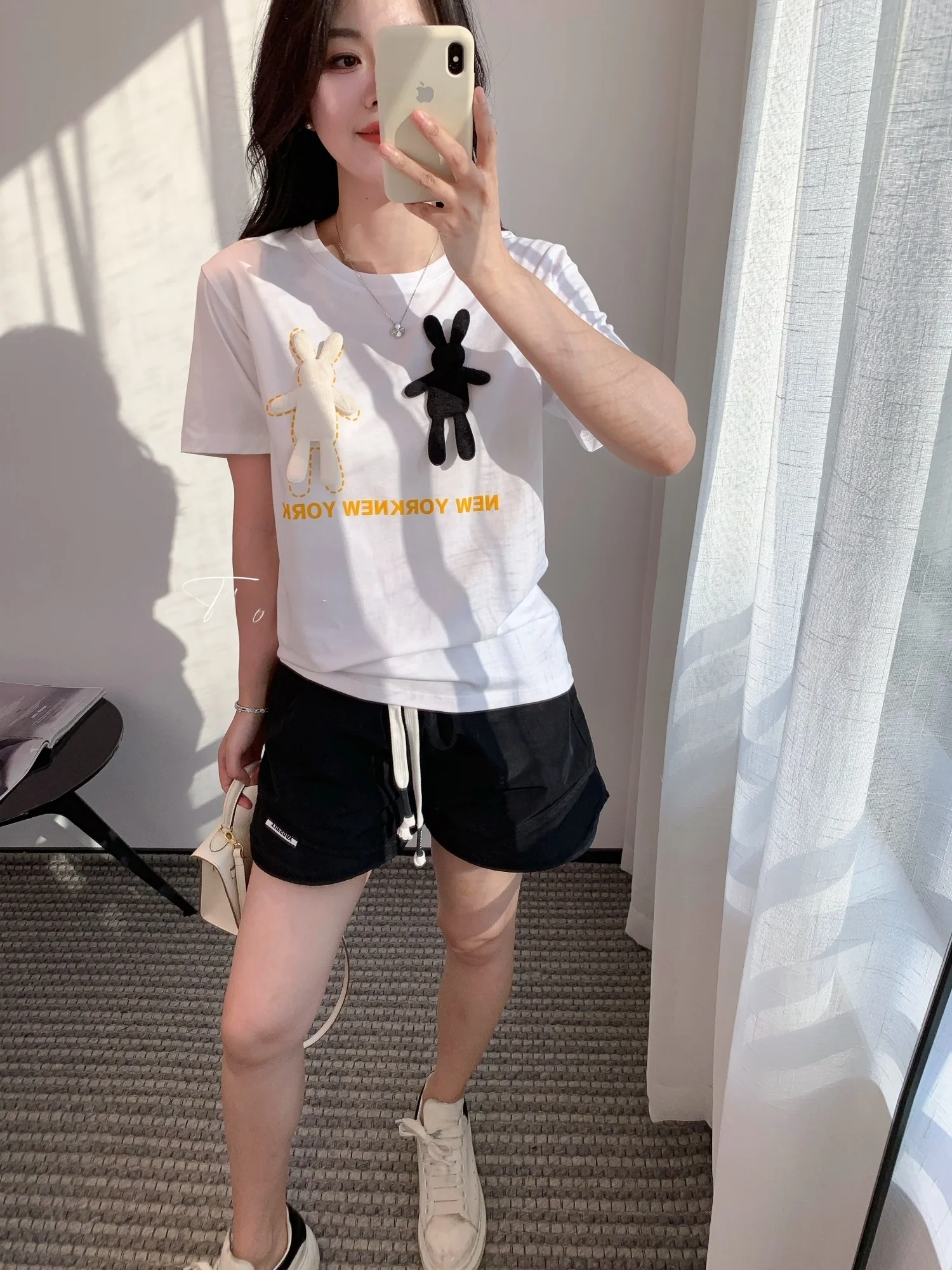 Thoey Chen Women's Loose Fit ort Sve T-irt Letter Print 3D Design Summer Casual Top Comfortable Polyester Fiber
Thoey Chen Women's Loose Fit ort Sve T-irt Letter Print 3D Design Summer Casual Top Comfortable Polyester Fiber