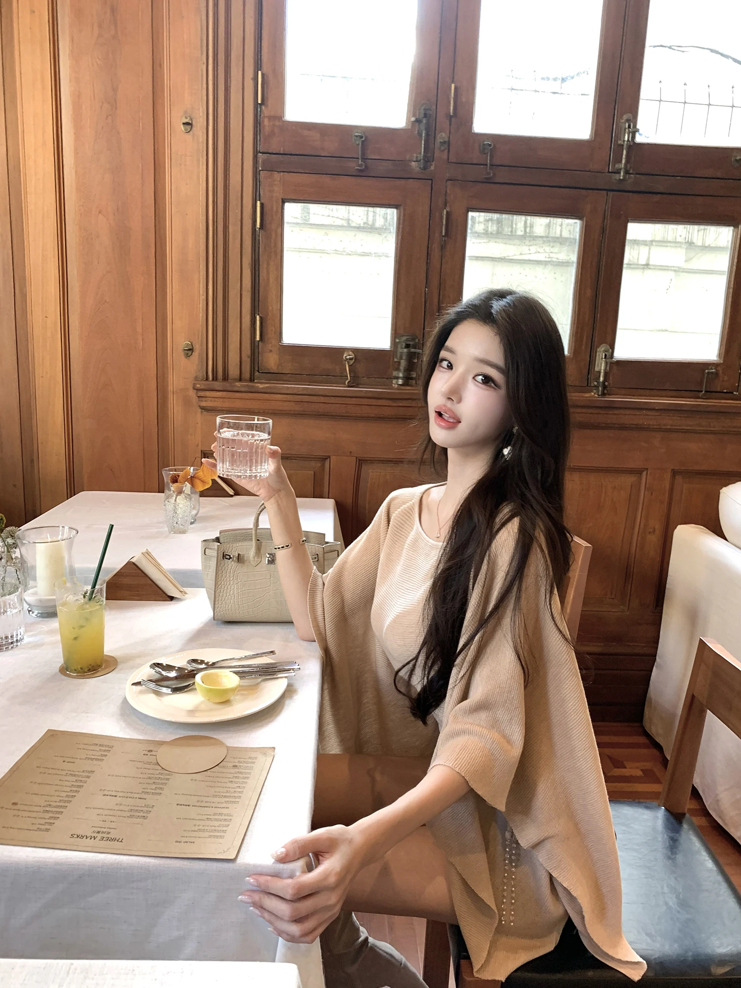 enland Viola Woolen Knitwear Adjustable Waistline Casual Loose Sle Long Sve Women's Sweater Aosphere Creating Faion
enland Viola Woolen Knitwear Adjustable Waistline Casual Loose Sle Long Sve Women's Sweater Aosphere Creating Faion