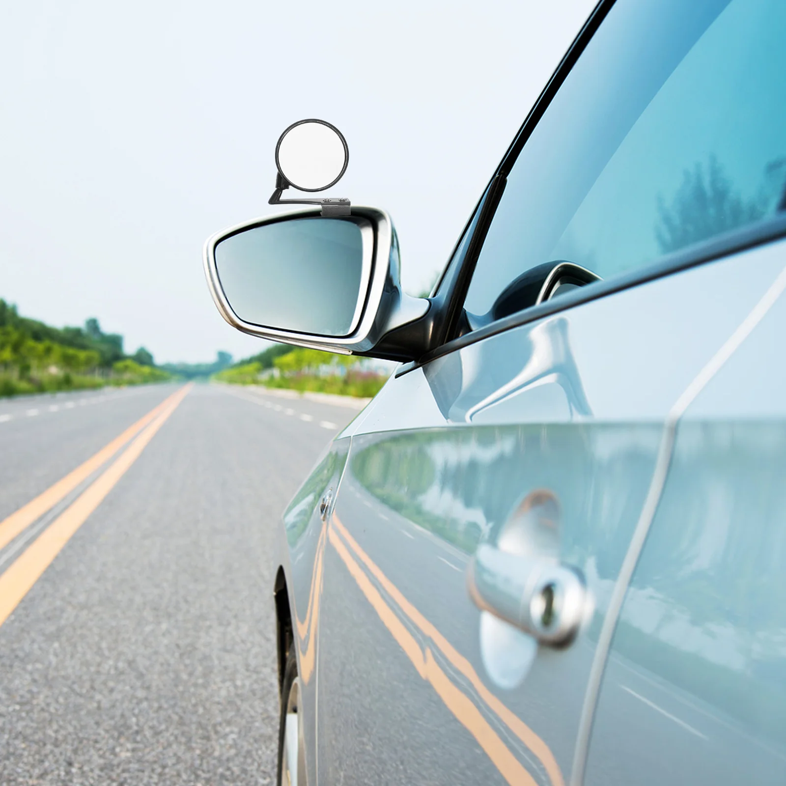 2Pcs Universal Front Wheel Auxiliary Mirror 360 Degree Wide Angle Convex for Cars Trucks Parking Maneuvering
2Pcs Universal Front Wheel Auxiliary Mirror 360 Degree Wide Angle Convex for Cars Trucks Parking Maneuvering