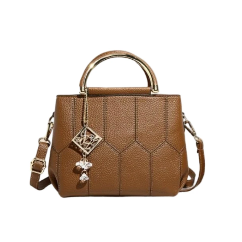 Сумки-тоут для женщин, роскошная женская сумка большой вместимости, двухслойная сумка через плечо с карманами и модной подвеской
Сумки-тоут для женщин, роскошная женская сумка большой вместимости, двухслойная сумка через плечо с карманами и модной подвеской