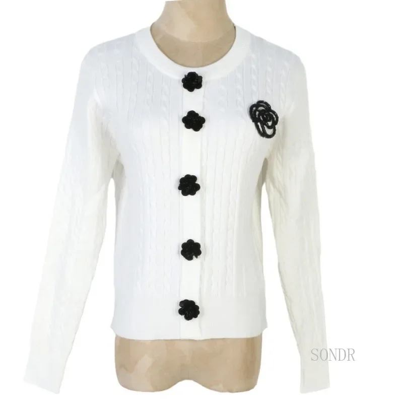 White Cropped Cardigan with Flora Appliques 2024 Autumn Winter Sweaters for Women O-neck Knitted Cardigan Slim Long Sleeve Tops
White Cropped Cardigan with Flora Appliques 2024 Autumn Winter Sweaters for Women O-neck Knitted Cardigan Slim Long Sleeve Tops