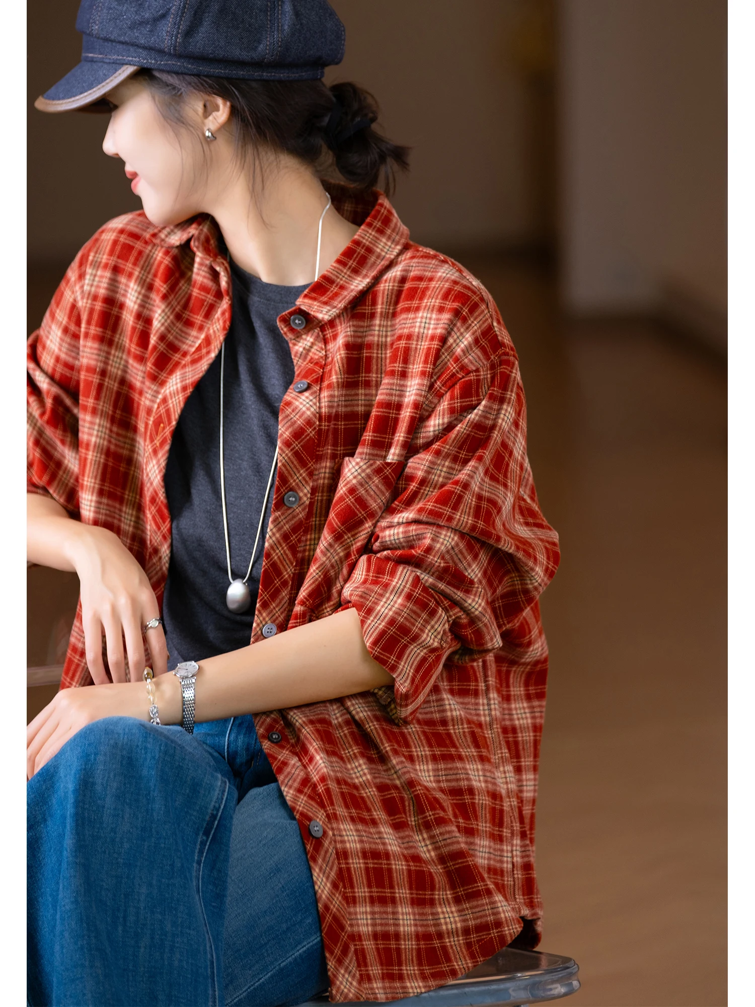 Американское утепленное женское пальто с длинными рукавами, из тканого хлопка, приятного для кожи, плотное, с цветным узором, малый размер.
Американское утепленное женское пальто с длинными рукавами, из тканого хлопка, приятного для кожи, плотное, с цветным узором, малый размер.