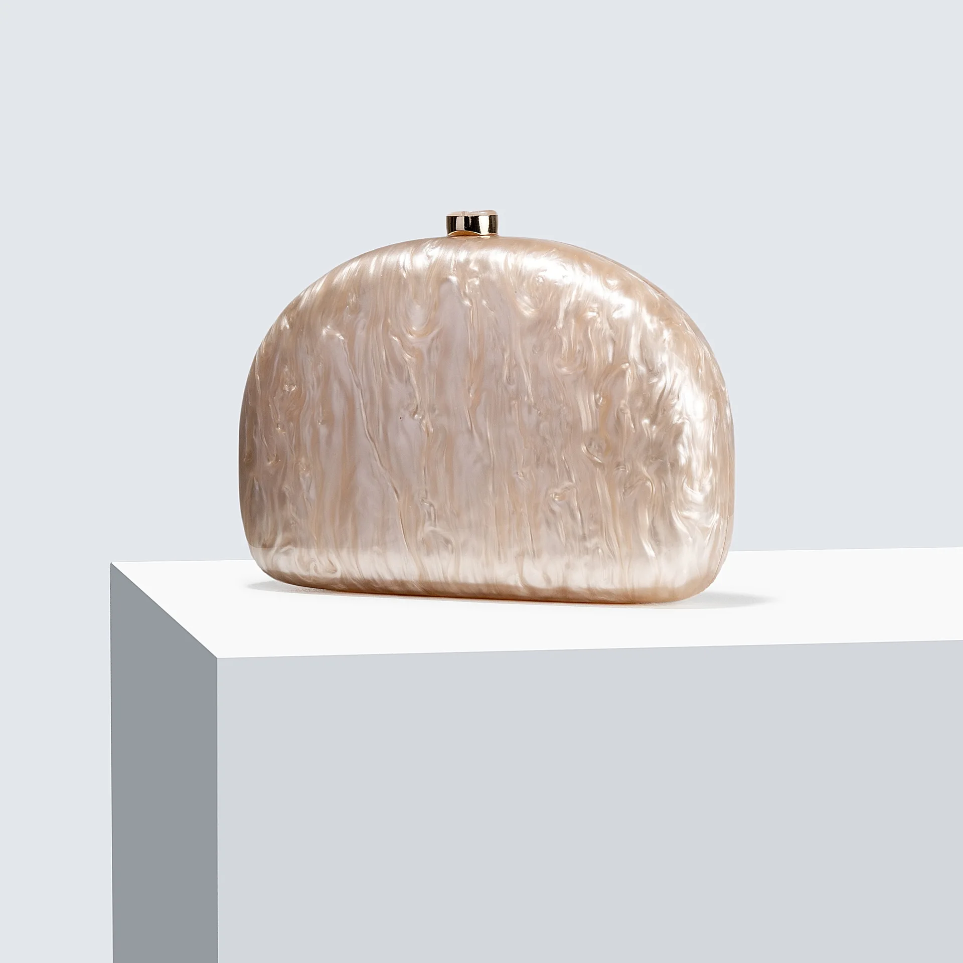 2025 New Women's Banquet Bag Half Round Pressing Bag Acrylic Single Shoulder Diagonal Cross Wedding Banquet Handbag Trendy Bag
2025 New Women's Banquet Bag Half Round Pressing Bag Acrylic Single Shoulder Diagonal Cross Wedding Banquet Handbag Trendy Bag