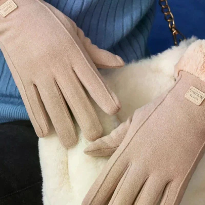 Autumn Winter Warm Suede Gloves Plus Velvet Thickened Plush Decor Cuff Gloves Outdoor Coldproof Touchscreen Riding Ski Gloves
Autumn Winter Warm Suede Gloves Plus Velvet Thickened Plush Decor Cuff Gloves Outdoor Coldproof Touchscreen Riding Ski Gloves