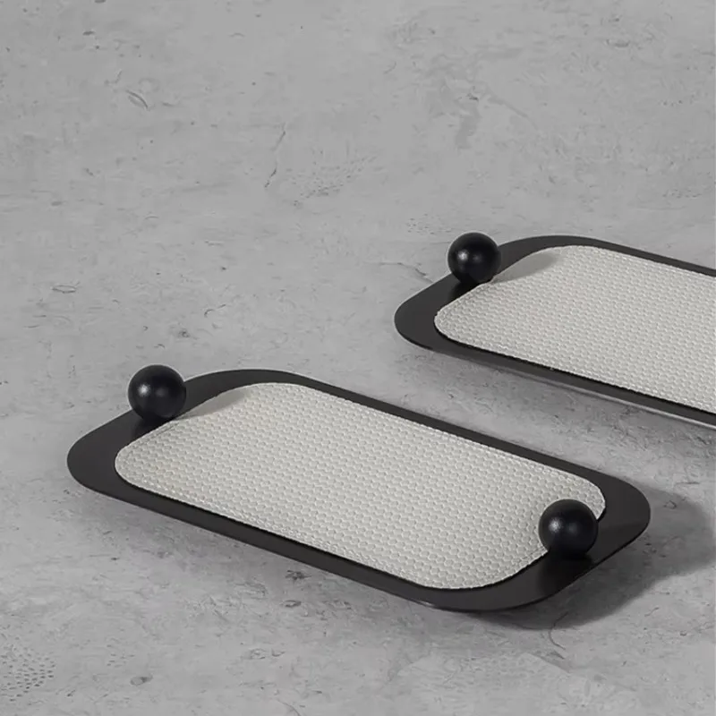 Simple modern metal woven leather tray ornament, model room, bedroom entrance decoration storage tray
Simple modern metal woven leather tray ornament, model room, bedroom entrance decoration storage tray