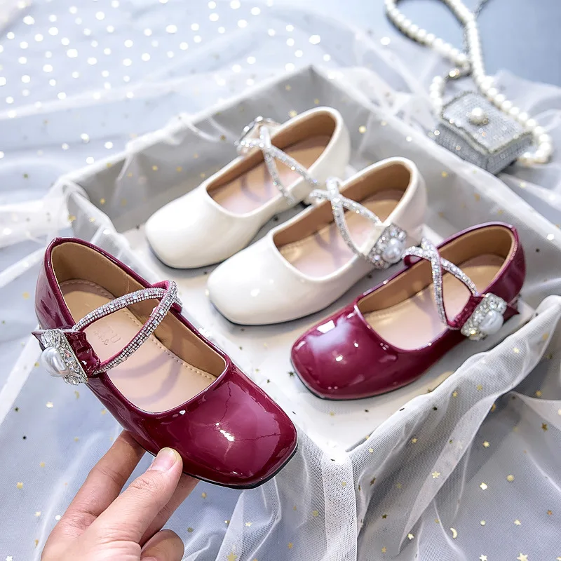 Fashion Girls High Heels 2026 Doll Style Leather Pumps Princess Shoes for Pageant Stage Performance Formal Events
Fashion Girls High Heels 2026 Doll Style Leather Pumps Princess Shoes for Pageant Stage Performance Formal Events